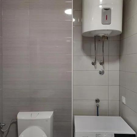 Frida- Free Private Parking 아파트 *